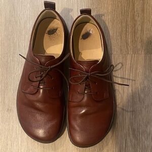 Peerko Smart Brown Barefoot Shoes